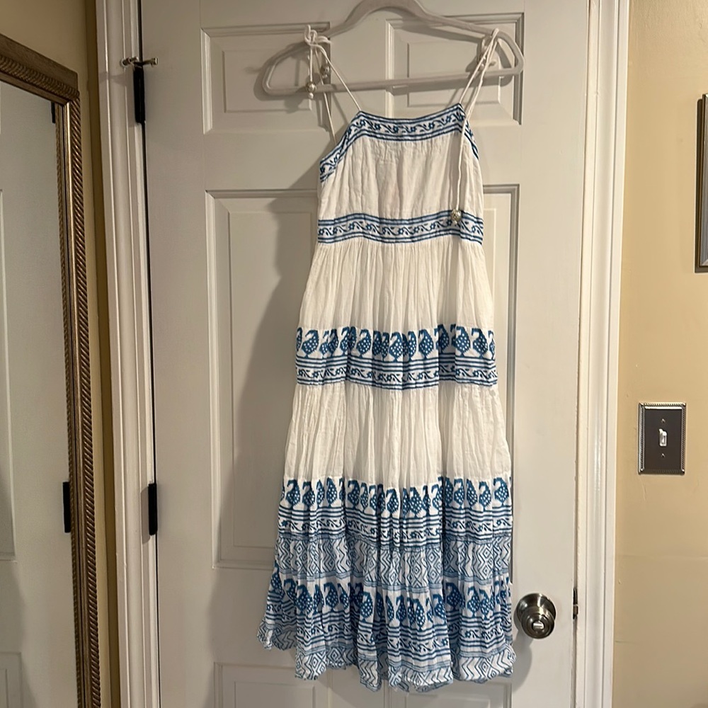 Women’s dress
